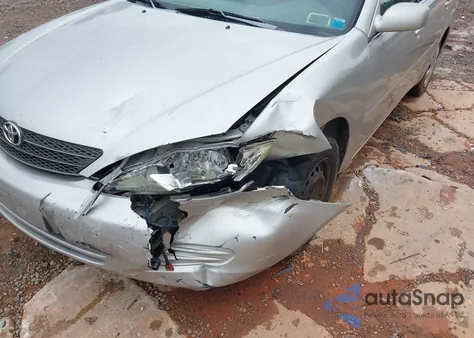 2002 Toyota Camry Le из США, поврежденный, VIN 4T1BE32K82U079256